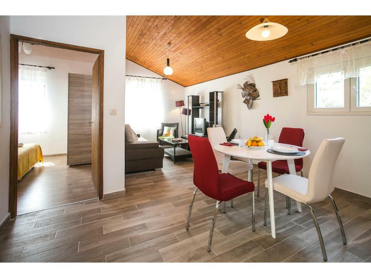 Apartment Goga'S Retreat In Marina Luaran gambar