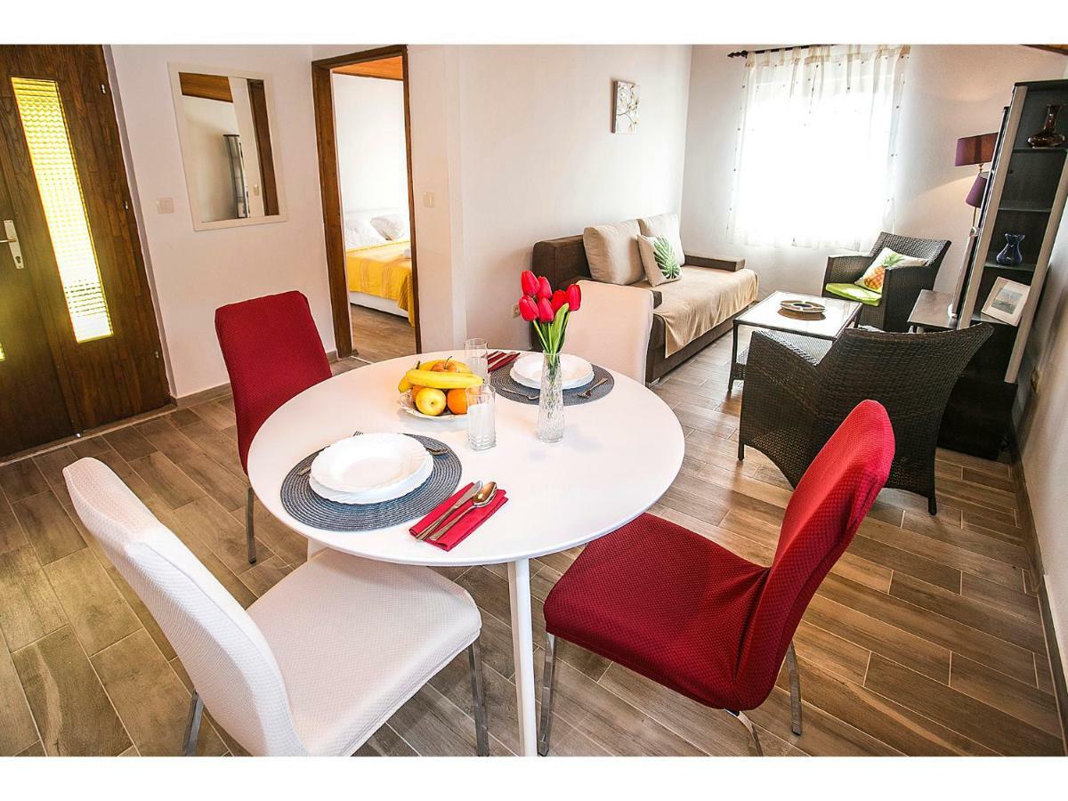 Apartment Goga'S Retreat In Marina Luaran gambar